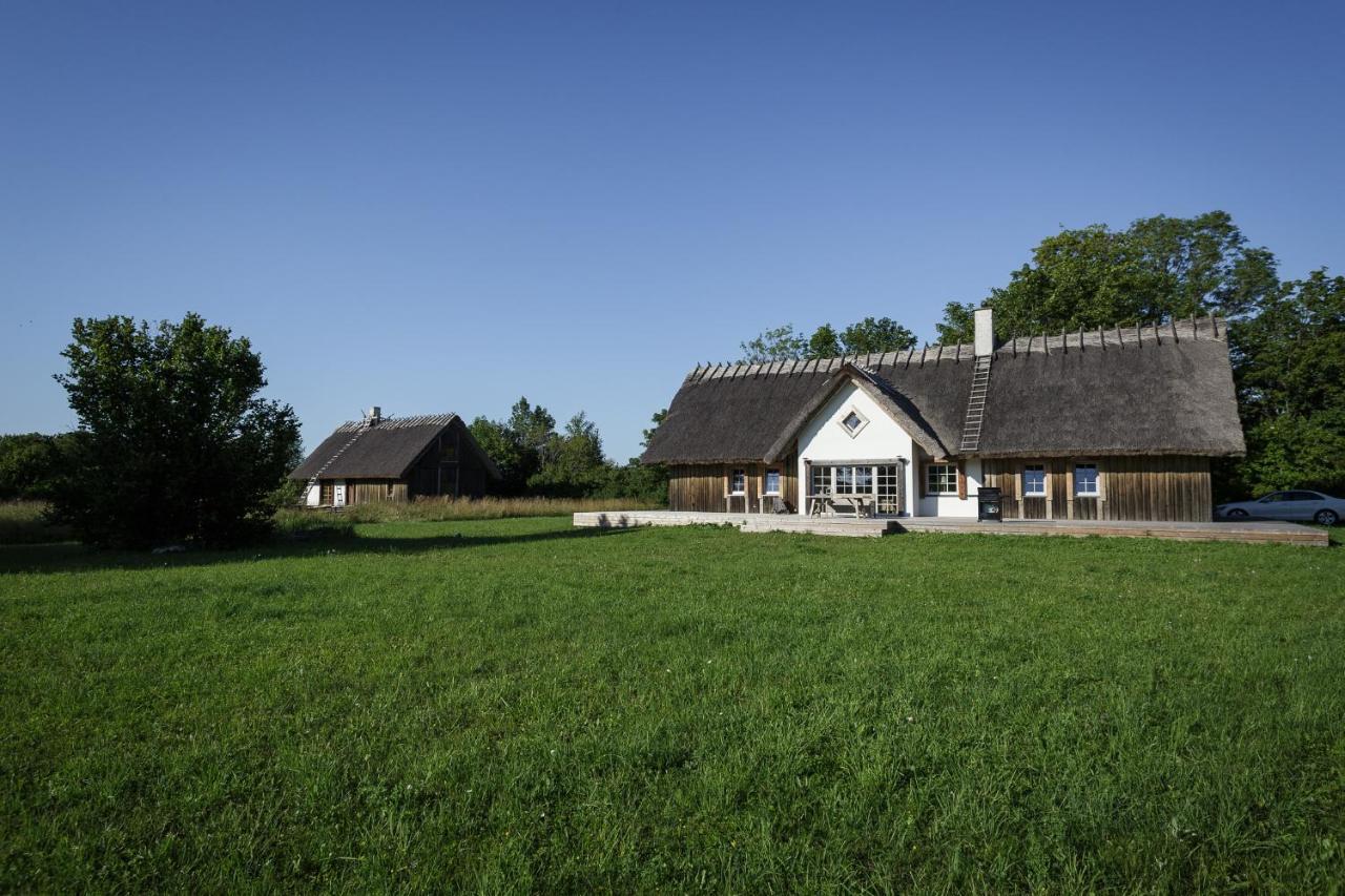 Villa Bumba Liigalaskma Exteriér fotografie