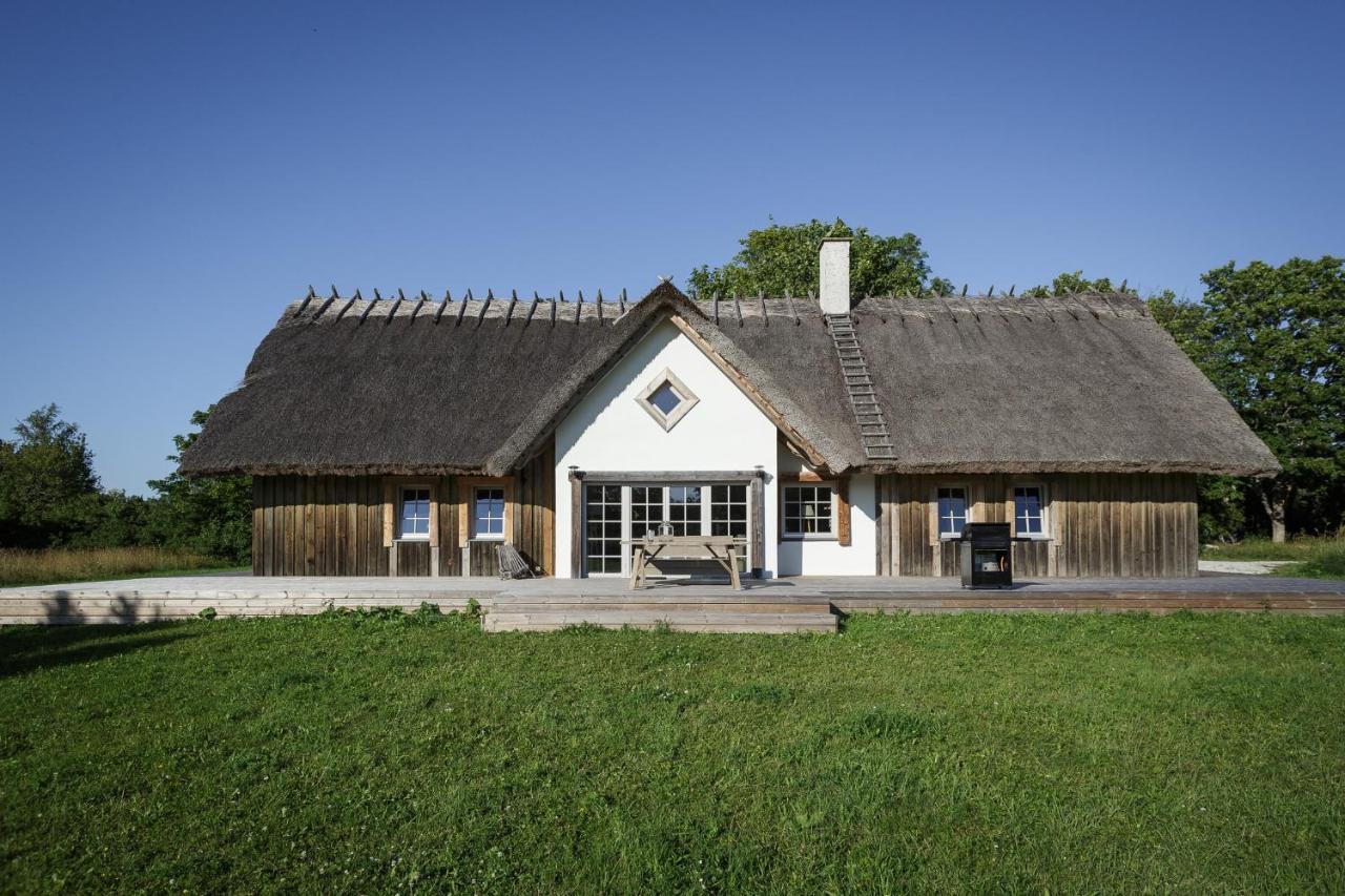 Villa Bumba Liigalaskma Exteriér fotografie
